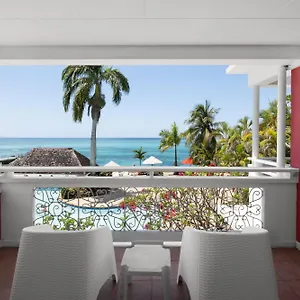 Resort Grand Decameron Cornwall Beach, A Trademark